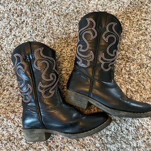 Canyon trails kids cowboy boots size 12